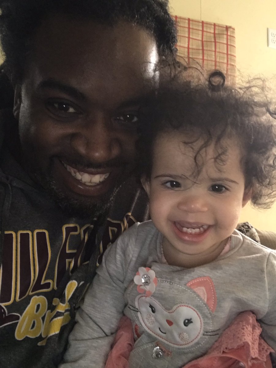 Kraff_T's tweet photo. Sunday mornings with #TheNiece #MayaRose #CarbinCopy #CartwrightGenes #ARoseThatGrewFromABlockhead 😂😂😂 https://t.co/WWl8zRfGff