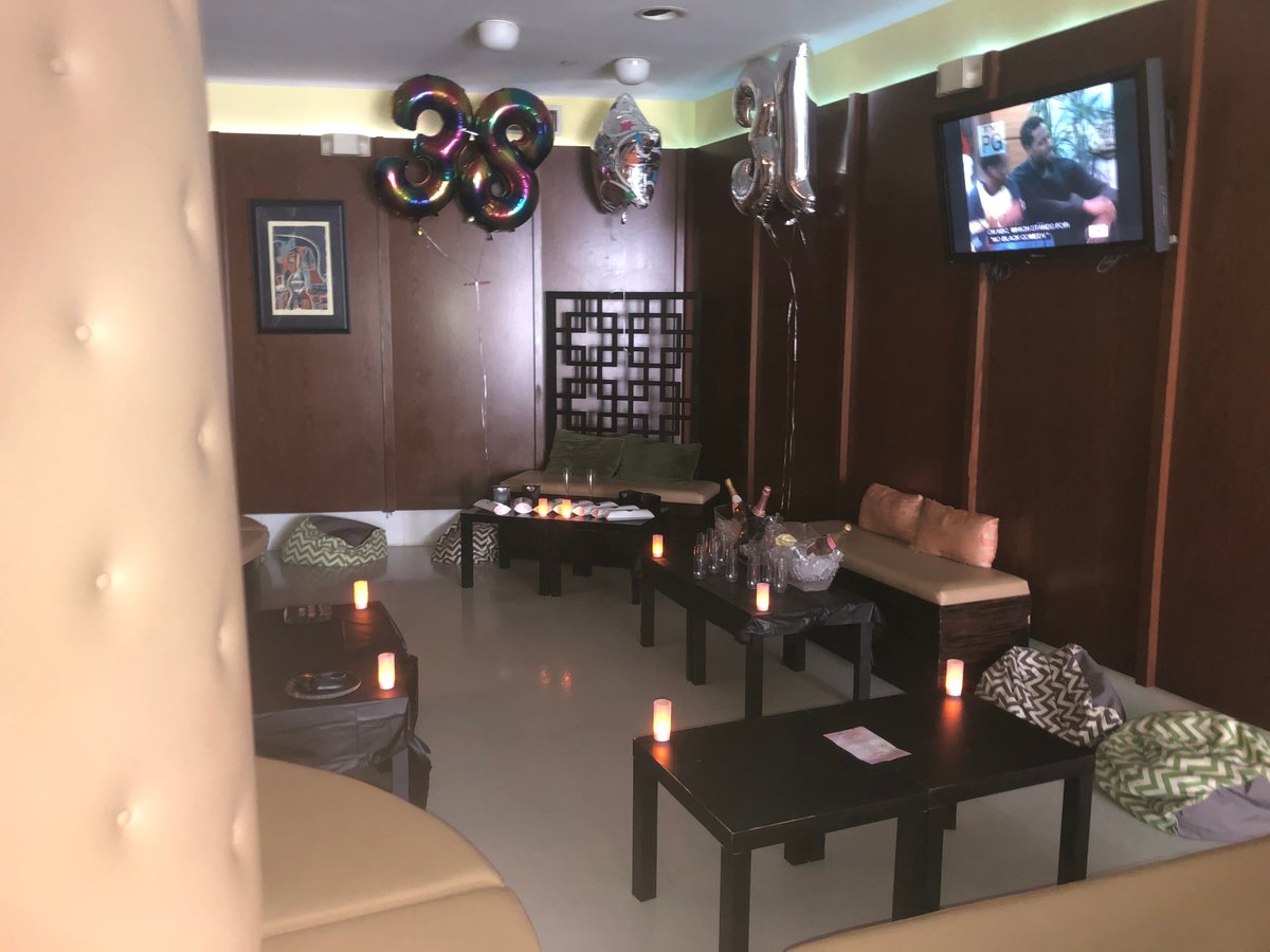 BodyByBrooklyn's tweet photo. Lots of love to sisters Tiffany and Taneka who celebrated their birthday with friends, family, and us! What an amazing spa party with a gorgeous group of women. https://t.co/fjfyuwVWEz