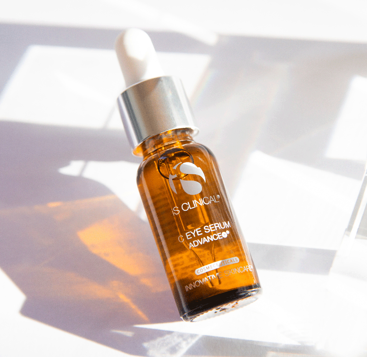 RGRPharma's tweet photo. This Eye Serum is powerful yet gentle, it helps diminish the appearance of fine lines, wrinkles, and under-eye puffiness and dark circles. @ISClinical

#RGRPharma #AntiAging #SkinCare #EyeSerum https://t.co/Wjb9CZKTst