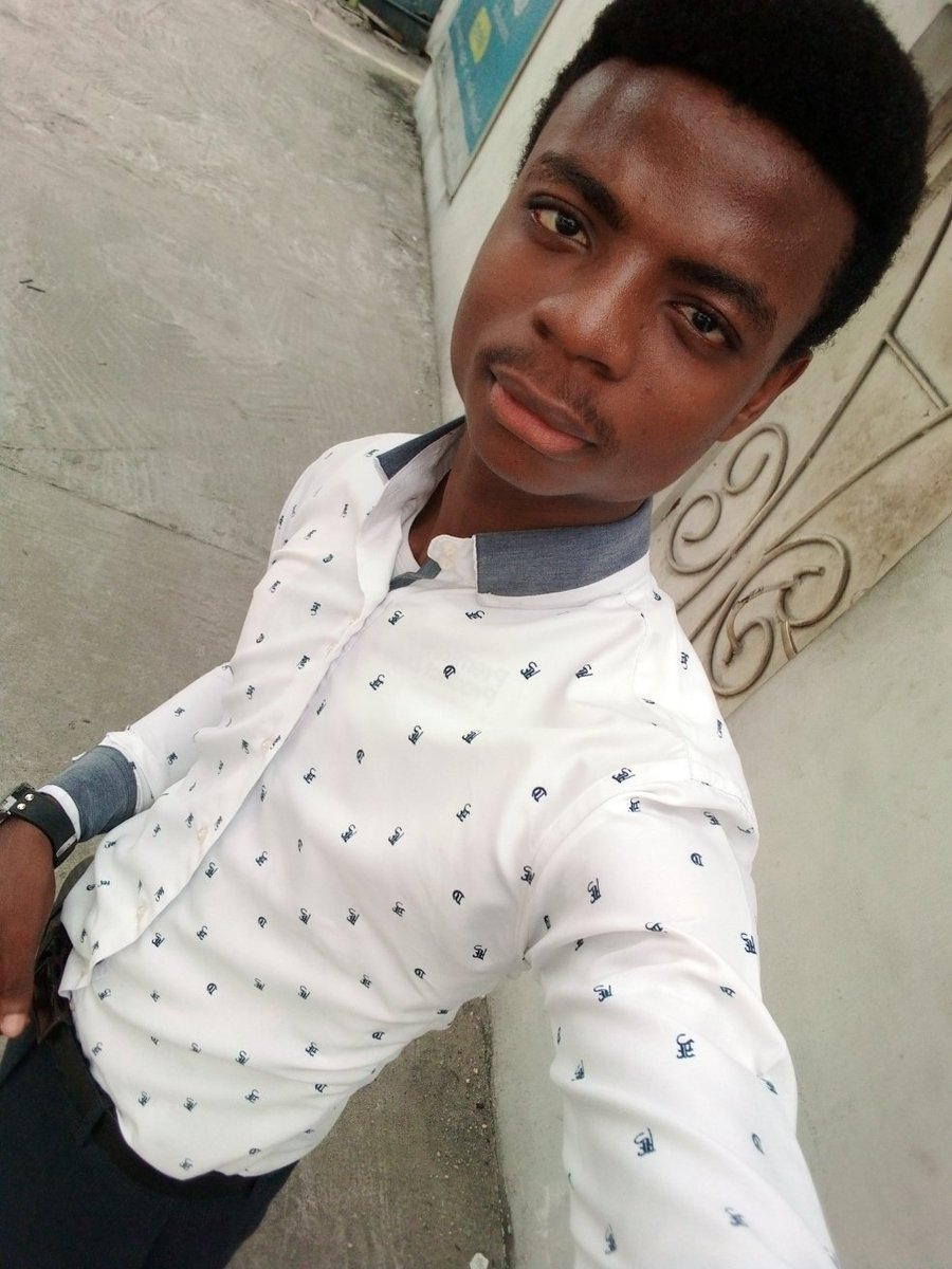 IfeanyiAkomas's tweet image. People treat you the way you treat yourself 
#Softwareboy
#Software_developer
#Web_designer