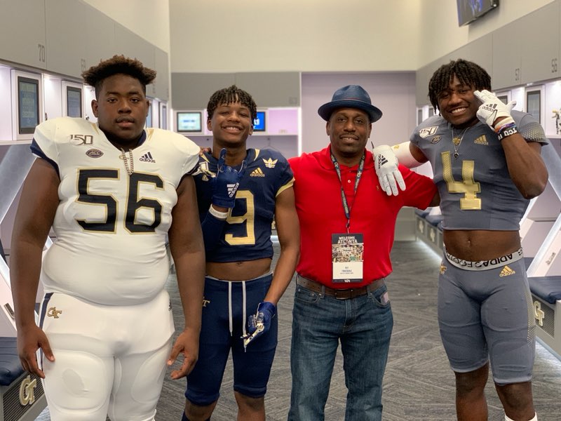 bayoucitypreps's tweet photo. BCP recruits Big DJ and Cooks brother having fun at Georgia Tech! @GeorgiaTechFB @ii_cooks @TylerCooks1 #GOJACKETS #404 #ATL #ACCBOUND #BCPSCHOLARATHLETES #BCPFOUNDATION #BCPKNOWS https://t.co/yrFCAYHmCa