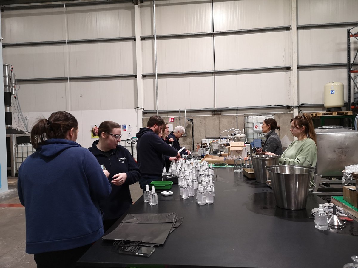 To help stop spread of #COVIDー19 <a href="/listokedistill/">Listoke Distillery</a> wanted to do something to help. They made
hand sanitizer &amp; selling  250ml bottles for €6 just to cover costs.

Bronagh &amp; team also donated large quantities to  <a href="/DrogHomelessAid/">DHA</a>
#LouthChat

We applaud you for your kindness.