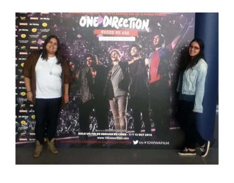 julsdefenceless's tweet photo. @fatimarh17 y yo ganamos entradas para la premiere de “WWAT THE CONCERT FILM” en Madrid, en los cines Cinesa Méndez Álvaro. Fue un día súper guay y conocimos a un montón de fans, además nos regalaron el primer libro de After antes de que se publicara! https://t.co/KGQ6cKFAsE