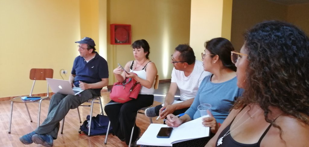 floresortz's tweet photo. En un esfuerzo inédito @Monumentos_cl y @AmbitoChile junto a la comunidad indígena de #Quitor desarrollamos obras de Emergencia en el Pukara de Quitor para aminorar efectos del #CambioClimatico #ArqueologíaPública #comunidadQuitor https://t.co/fRxfOsh6Kf