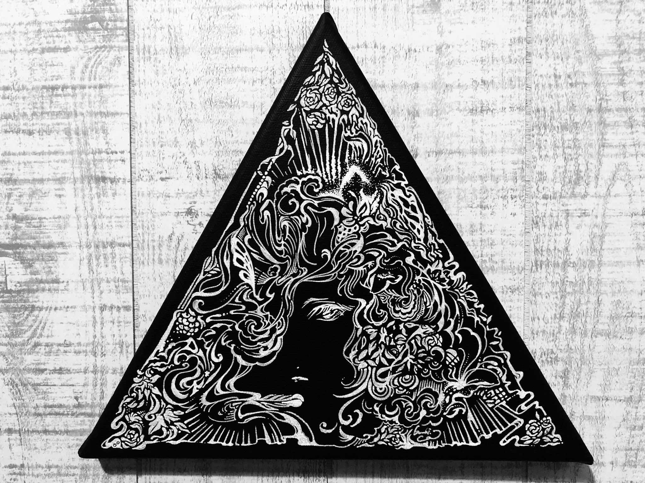 Bambi Ca Eye Of Providence プロビデンスの目 Twitterを初めて一年 ありがとうございます またイラスト上げていきますので これからもよろしくお願いします 誕生日 プロビデンスの目 イラスト Bambi Ca T Co A56cffmwt9 Twitter