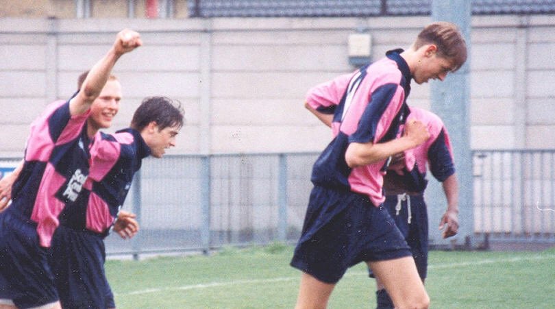 A REMINDER:#17Peter Crouch (  @petercrouch ) had a fair few clubs in his time.But can you remember when he played a few games at Dulwich Hamlet (  @DulwichHamletFC ) ? We couldn’t either.Appearances 6Goals 1