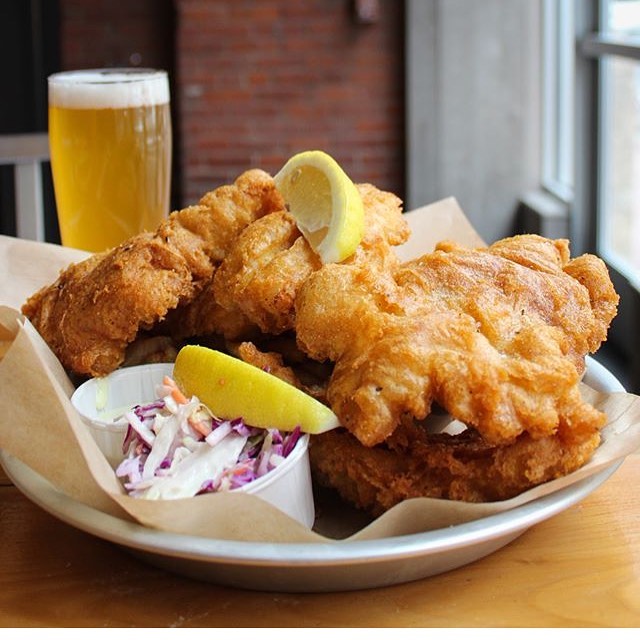 All of our BWX locations are open today with plenty of food and beer to go around. PS: You can take it to go...
•
#BostonStrong #OpenForBusiness #DineInOrOutBoston #MassMade #Beerworks #brewery #hops #malt #beer #IPA #beers #beergeek #craftbeer #craftbeerlife #drinkcraft