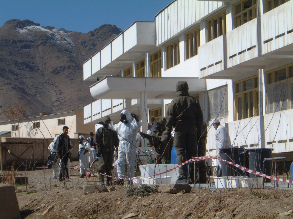 I started 2001 tracking the virology of F&M in the fields of Cumbria and Devon, but by end of the year I was in Kabul, dealing with some extraordinary challenges, including unsecured Russian Cobalt-60 sources, and Anthrax veterinary vaccine production facilities. 4/15