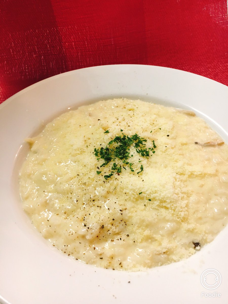 スペインバル Rico 横浜天王町 V Twitter リコのランチメニュー 3 16 19 来週のオススメは チーズたっぷりクリームリゾット 自家製ベシャメルソースを使ったリゾット イタリアでよく使われるグラナチーズ をたっぷり使って濃厚な味わいに仕上げました 3