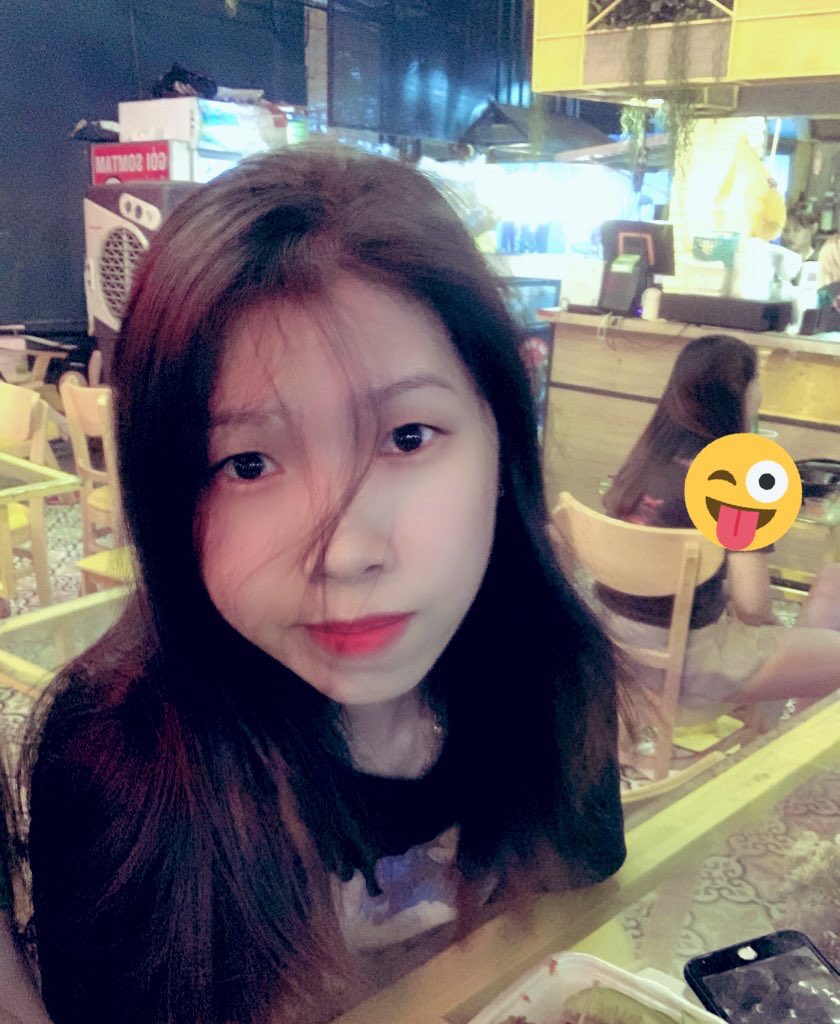 OahtJ's tweet photo. #love 
#matngu #alone 

Yêu hay ko thì nói đại đi, chờ hoàiiii..
Tui cũng biết mệt vậy. https://t.co/lDv4uQtRGA