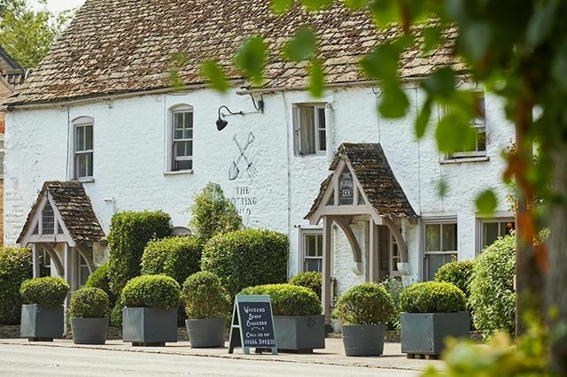 Golden hour at The Potting Shed.. ift.tt/33iFwbW