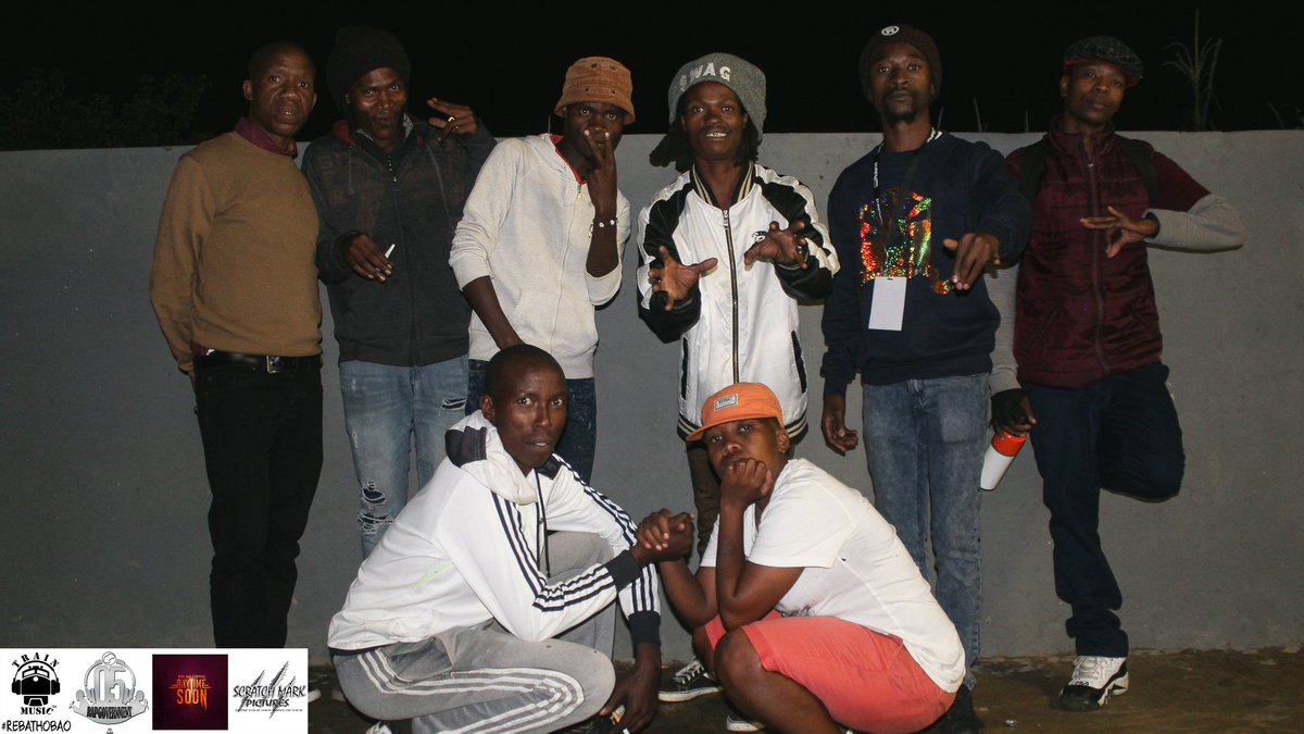 trainmusicinc's tweet photo. @itu_medupe hosts #nkakokotella 2 SINGLES Launch 
https://t.co/LT2LlMxs2Q #traintvza #weindastreets #musicwithacourse #itu #nka #kokotella #nkakokotela #launch #event #botshabelo #freestatehiphop #weaintstoppinganytimesoon

More pics on IG:@trainmusicza https://t.co/g9PML6S1jV