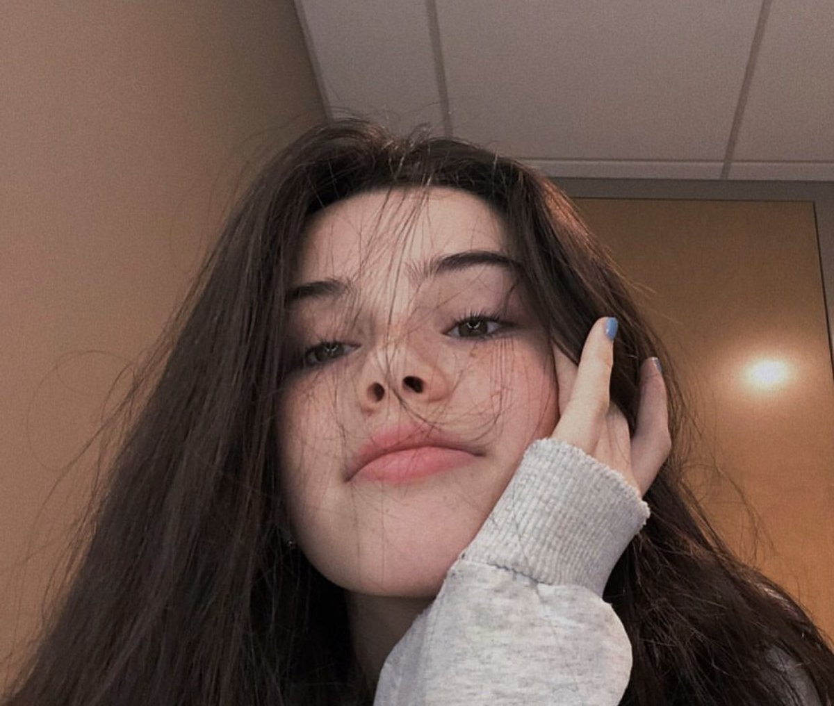 mami q tu quiere, aquí llegó tu tiburón.