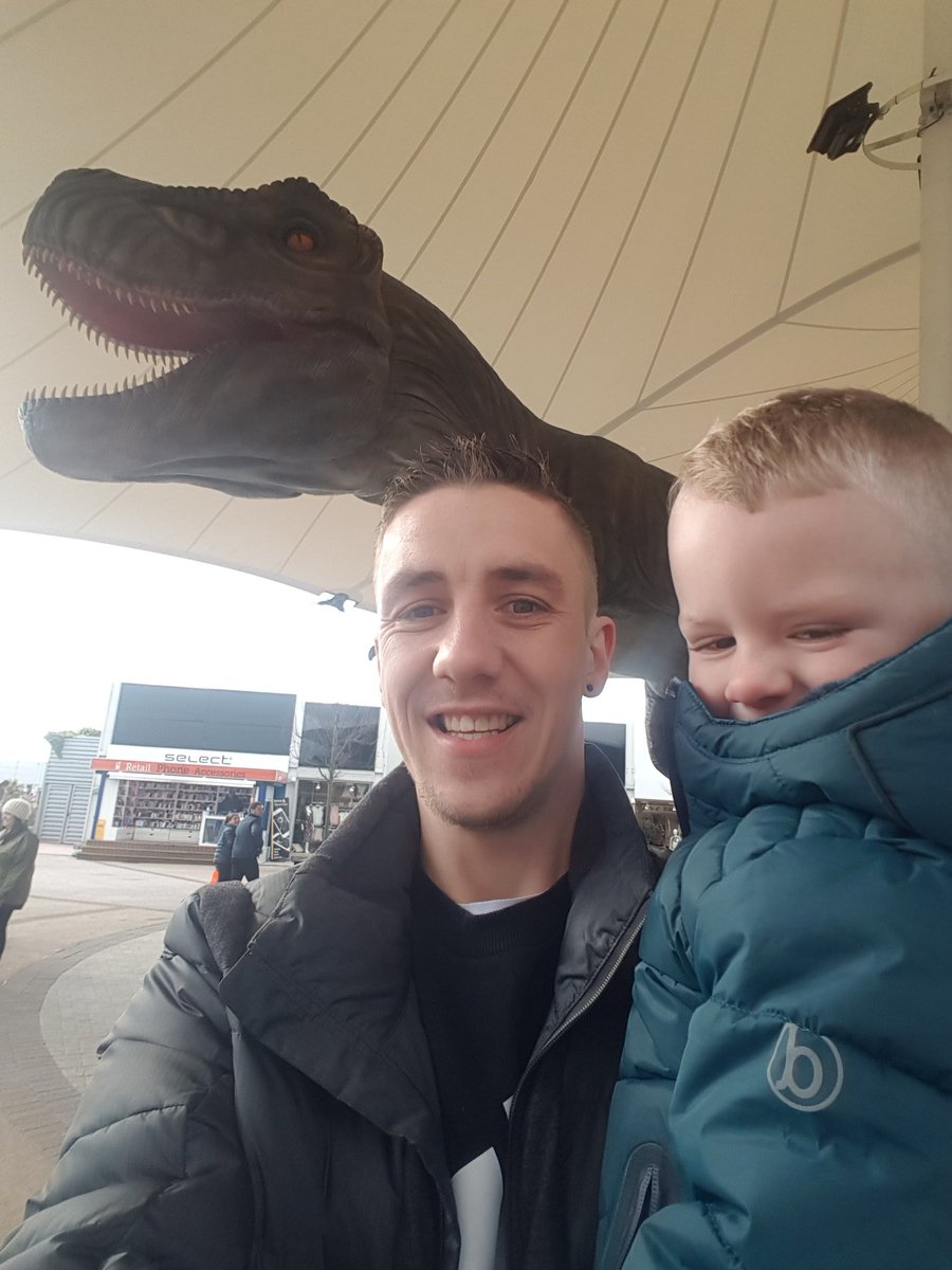 classofraw's tweet image. And still a proud father