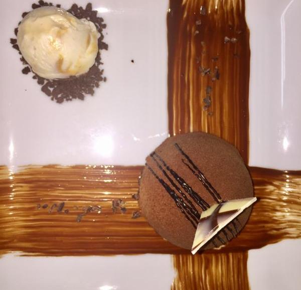 Le Vallauris tweet media