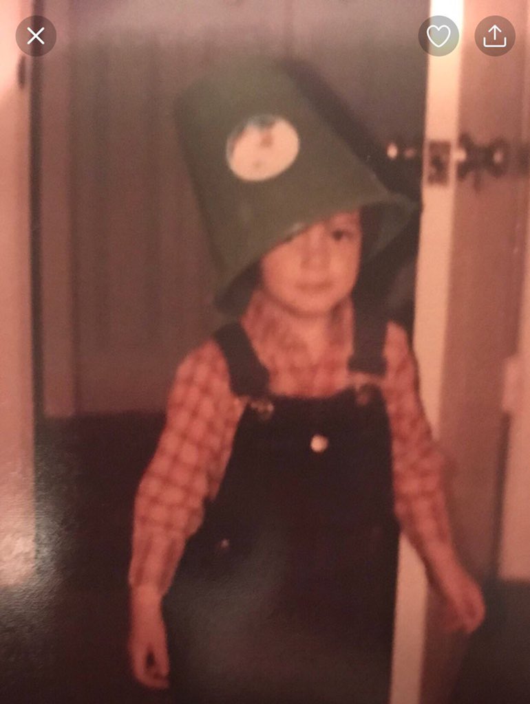 CryptMidwest's tweet photo. #FakeSelfieFacts

This Selfie 🤳 will get 1k Likes

#MyThinkingCap 🧢🙌 https://t.co/JLsReUaS2P