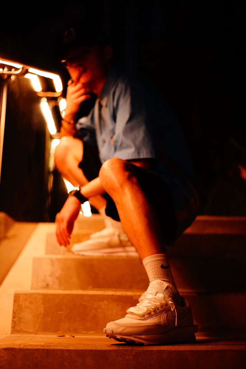 jackychew's tweet image. Absolutely love my new kicks!
#jackychew #sneakers #sneakerhead #hypebeast #nike #sacai #LDWaffle @Nike