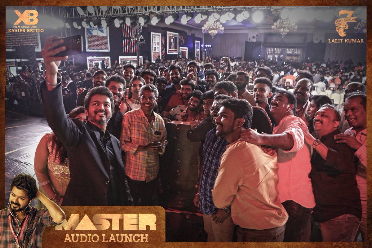 Showdown with Master's selfie! Nandri nanbaa, for all your love and support. ♥️♥️ #Master #MasterAudioLaunchDay #MasterAudioLaunch