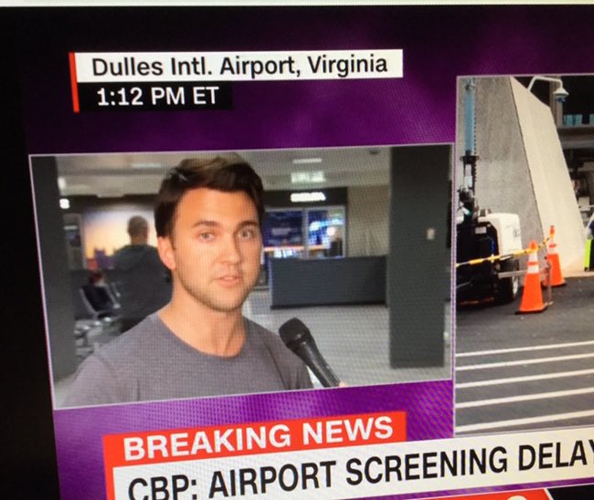 gijoedaisy's tweet image. But is he single @CNN? #dullesintl #airportscreening #randomguy #COVIDー19