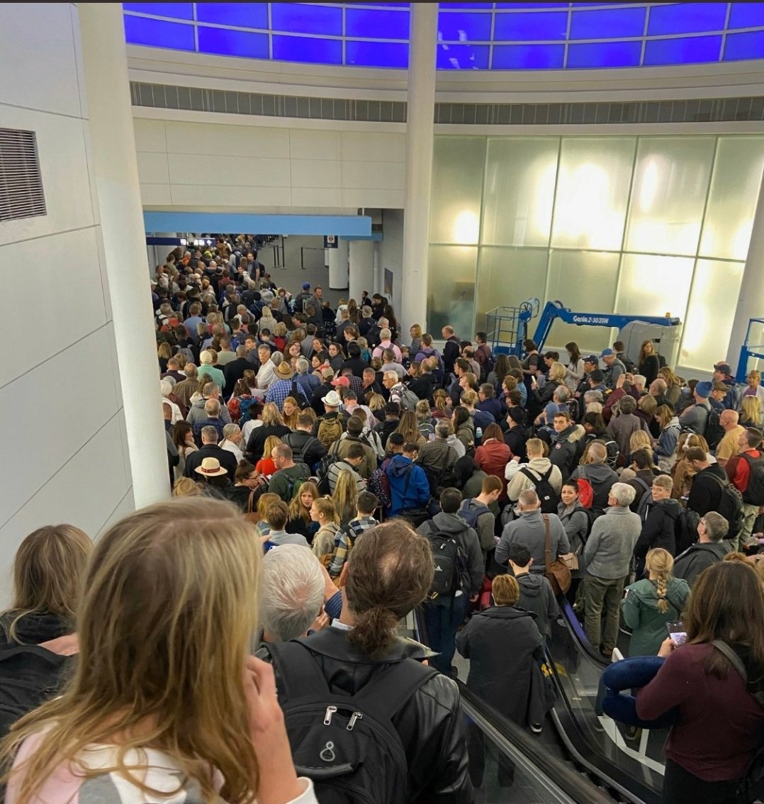 mmpadellan's tweet photo. @realDonaldTrump This scene at O'Hare Airport is not "safety first."

It's a petri dish. https://t.co/4E7CGBbZRE