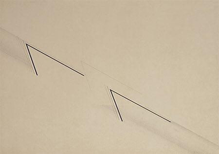 Quedan muchas abstrochas pero voy a seleccionar unas pocas más.¿Seguís allí?¡Vamos a otras latitudes!Nasreen Mohamedi (Pakistan-India. 1937-1990)Formada entre la India y París, Mohamedi propone una obra lírica, casi frágil, con sutiles líneas y ligera textura visual.