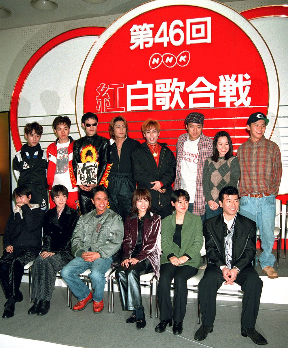 Twitter 上的 山田耕史 書籍 結局 男の服は普通がいい 発売中 1995年 ファッション的にかなり惹かれる画像 個人的にはまことのルコックのジャージが気になりますが 他の面々も味わい深い T Co Enofddm2mk Twitter