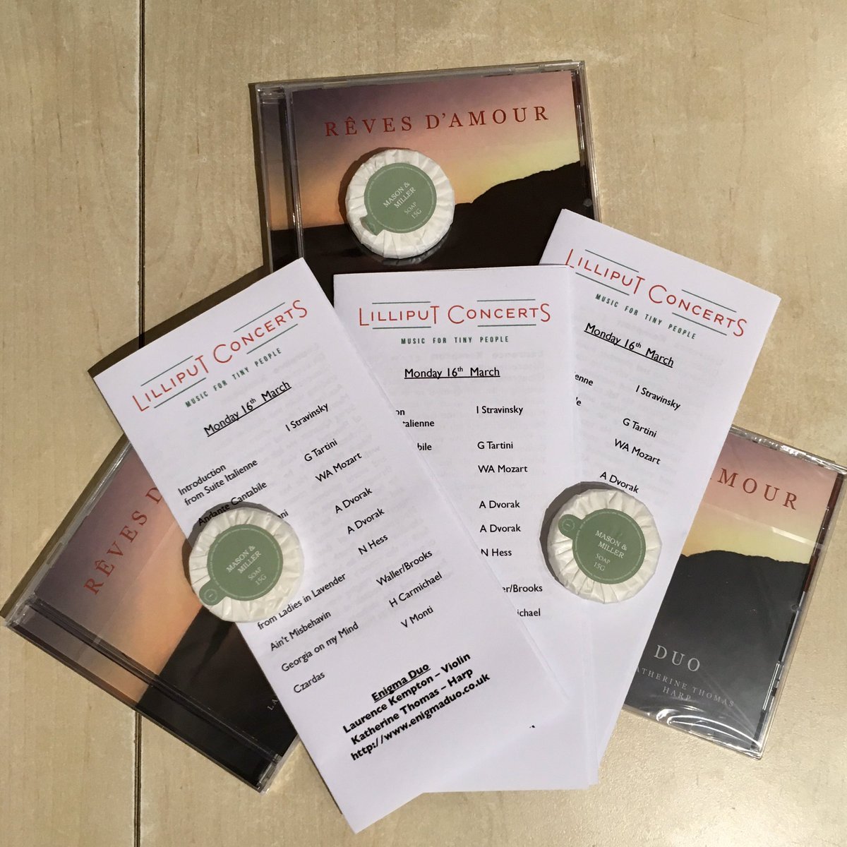 Everyone who makes it to our #Cheltenham concert tomorrow gets a free care package including a CD, a handy sized mini soap bar &amp; a free cuppa with any cake purchased! See you in the morning! buytickets.at/lilliputconcer…