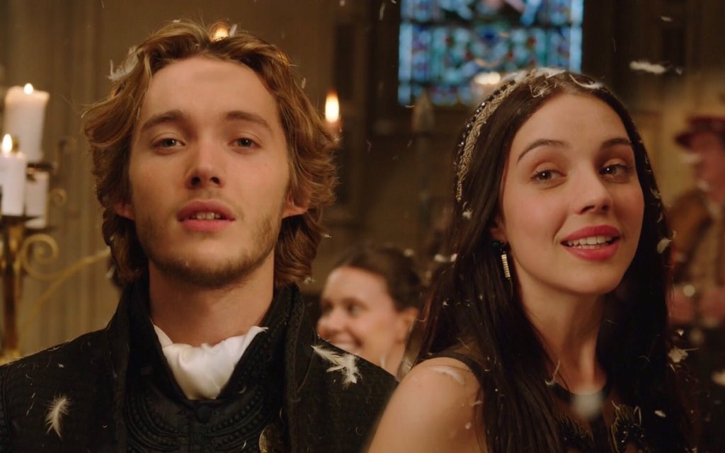 ReignedUsIn's tweet photo. “Feather- Snow!” I love that this edited version has young Francis dialogue. And it’s always good to read the writers’ directions! #Reign #SundayScript #ReignPilot #Frary #TobyRegbo #AdelaideKane #TorranceCoombs #MeganFollows #catherinedemedici #ReignMarathon https://t.co/rqLCFQXULb