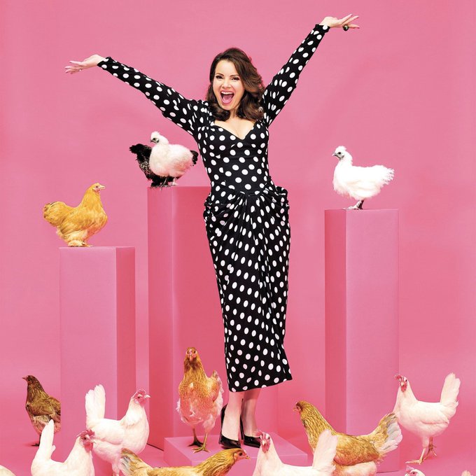 's Media: The one and only @FranDrescher wears #MichaelKorsCollection for @TheCut. #FameFrames https://t.co/o 's Media: The one and only @FranDrescher wears #MichaelKorsCollection for @TheCut. #FameFrames https://t.co/o