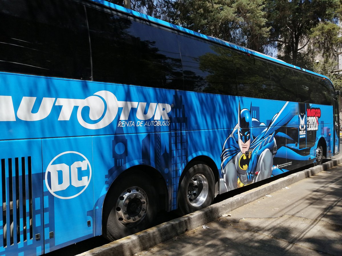 Lalito_tavares's tweet photo. El #MoleBus me recuerda mucho al bus de 'La convención' de 'Bob Esponja' 😅

@lamolemx #EstoyEnLaMole https://t.co/hJTvgQpqmv
