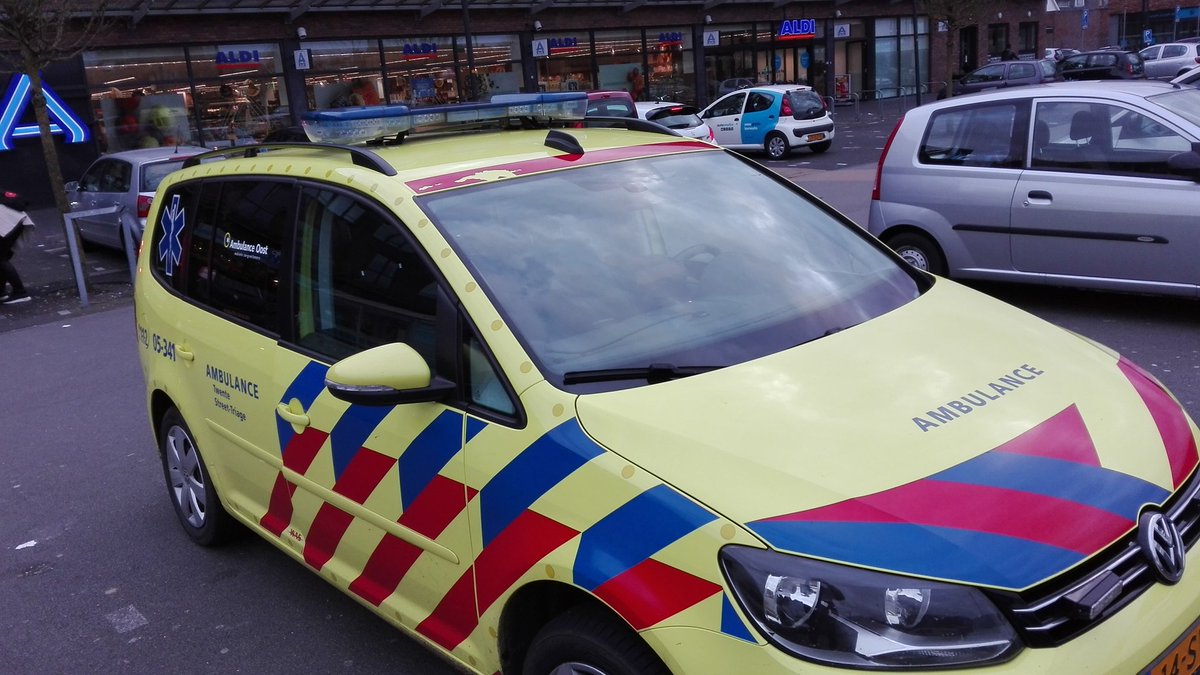 Tussen alle Corona-perikelen door gewoon je werk doen op zondag...
#streettriagetwente #eerstehulpbijonbegrepengedrag
#verwardepersonen op de juiste plek #Dimence