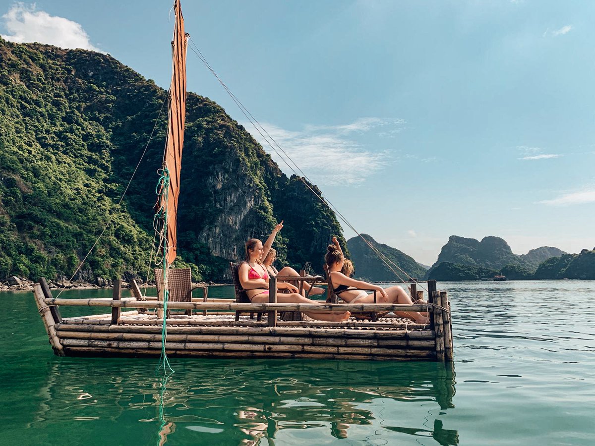 Who better to share these once in a lifetime moments with than your new Camp Vietnam family ❤️