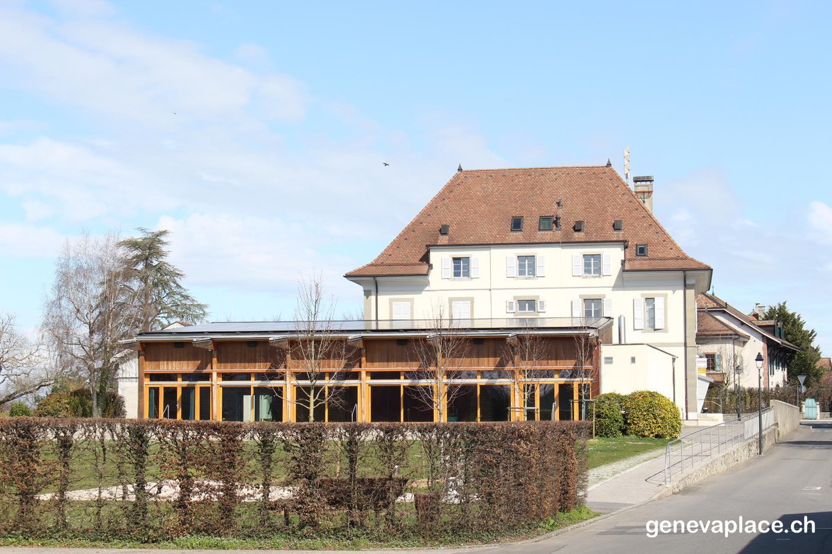 genevaplacech's tweet photo. Jussy Mairie
#Geneva #Jussy #Switzerland #campagne #visitgeneva #posttenebralux https://t.co/Qm95HfcYNS