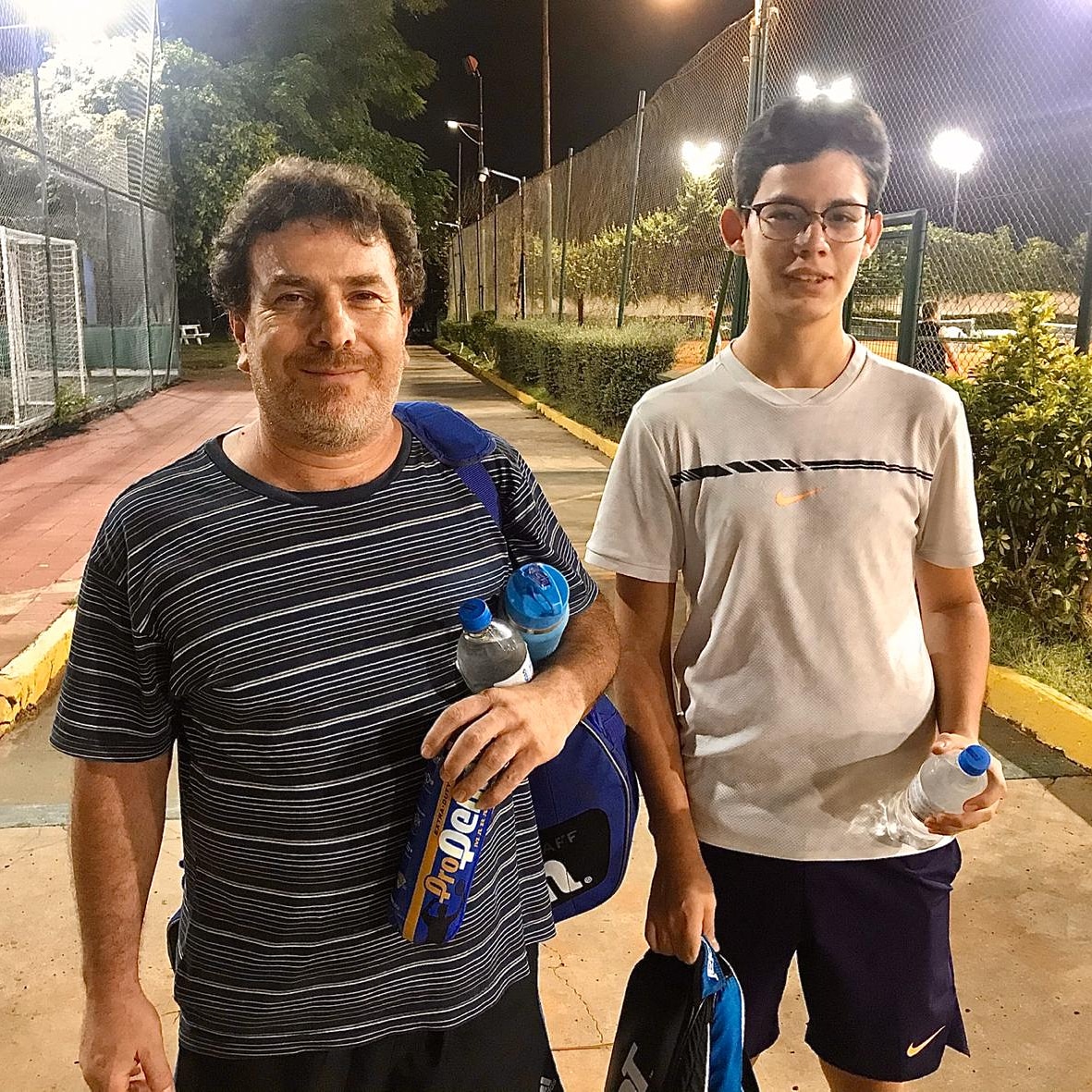 TenisTournament's tweet photo. Tremenda final jugó #CenzanoSebastian para consagrarse 🏆#Campeon del #Robin10tras vencer a un gran rival como #FabioSalvatori por6/2 6/1. 
Felicitaciones a ambos jugadores por el gran torneo realizado 👏👏👏🏆🏆🏆🎾🎾🎾. https://t.co/hktPryRx0y