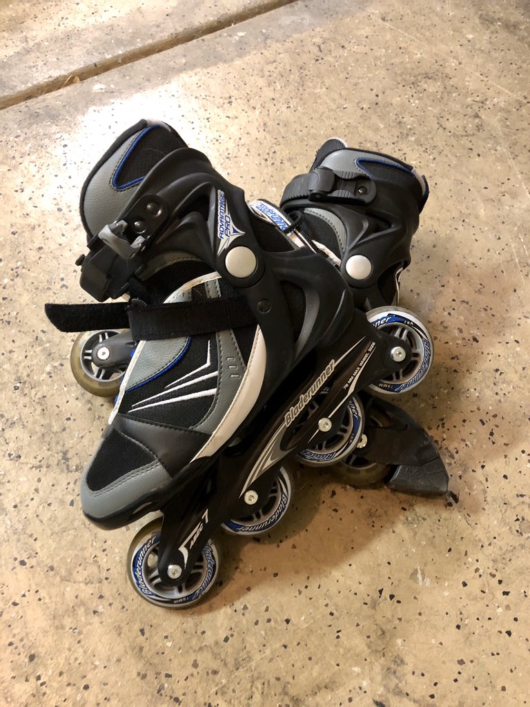 MintyBets's tweet photo. Found my (only used once) rollerblades and I’m about to be the Michelle Kwan of the pavement. Look out, Vegas!!! I’m a soul skater now and forever! (Inspired by Brink) #letsblade https://t.co/Ii5UlB6oZW