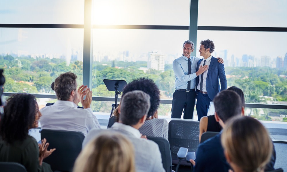 _TandemPartners's tweet photo. The challenge with social recognition programmes is normalising the practice of recognition across all employees. This piece explores the challenges that HR can encounter from senior management and how to overcome them. https://t.co/ppzXeazgaJ https://t.co/sThSobmpfF