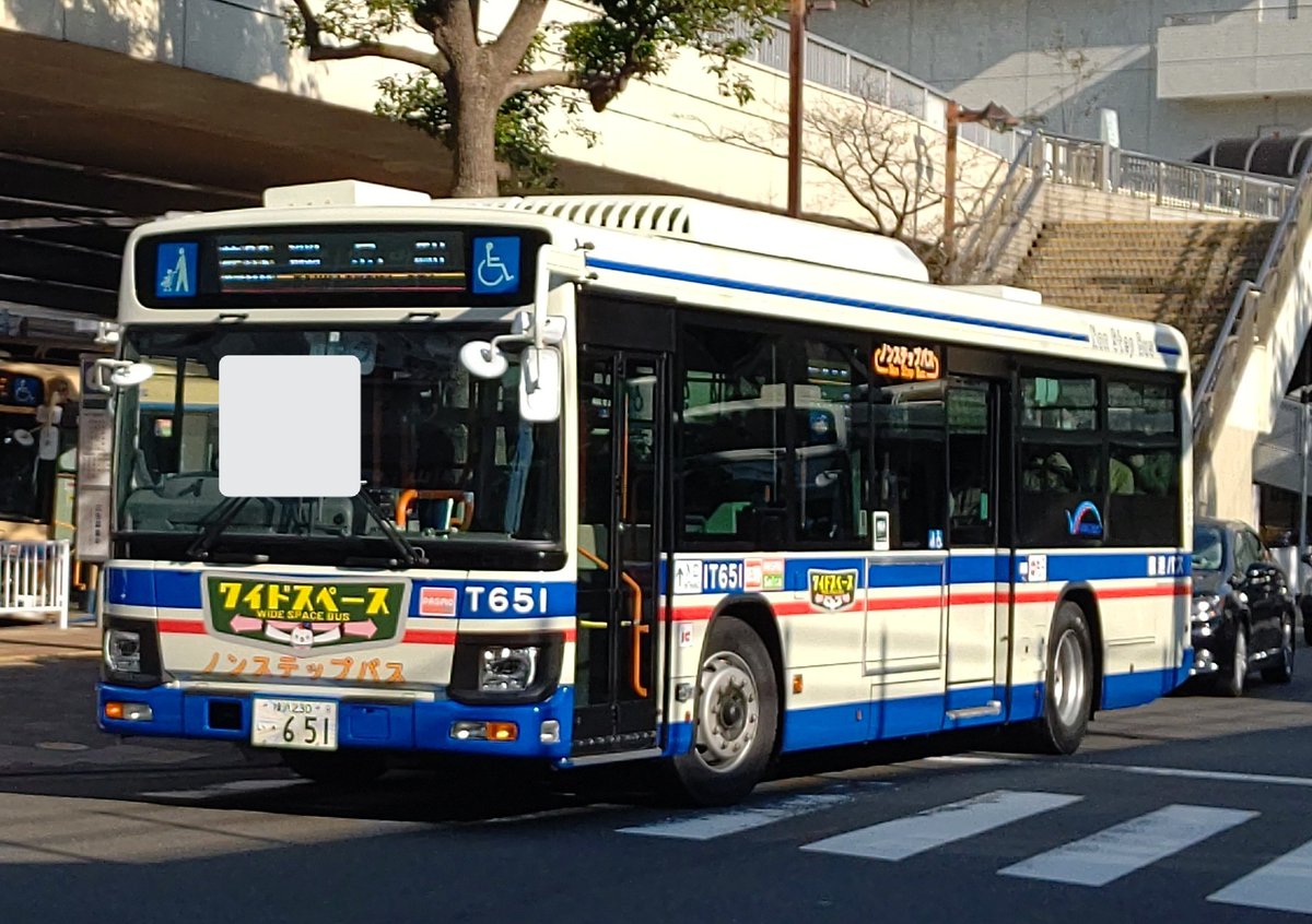 End 1t651 横浜230い651 2pg Lv290n3 ワイドスペース車 という訳で 今回導入の新車全車がワイドスペース車でした 臨港バス 川崎鶴見臨港バス
