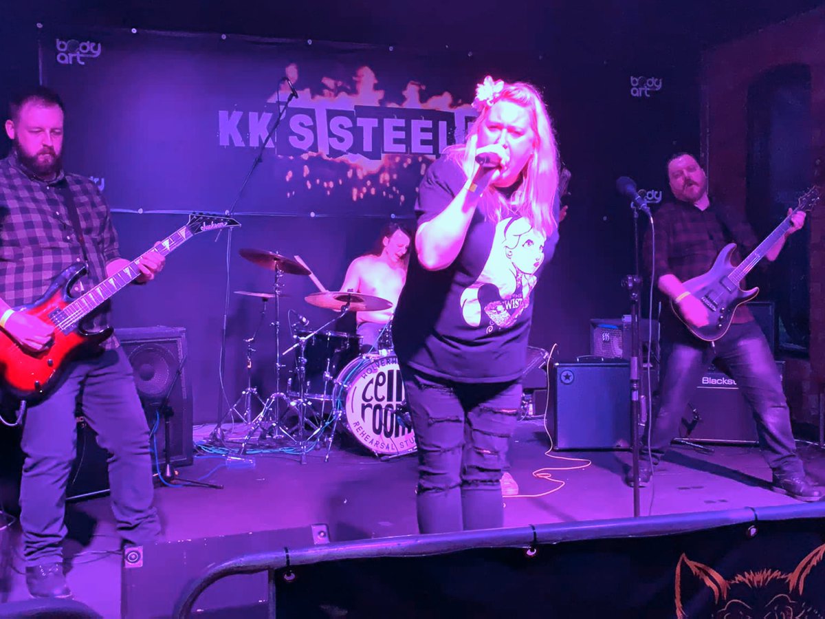 InFuryUK's tweet photo. From our #MetalToTheMasses gig at @kks_steelmill on March 12th. Photo credit: Andre Lawson-Walters. #InFury #metal #ukmetal #metalband #hardrock #heavymetal #metalcore #hardcore #metalhead #femalefronted #metalgirl #womeninmusic https://t.co/bitcs9XWHs