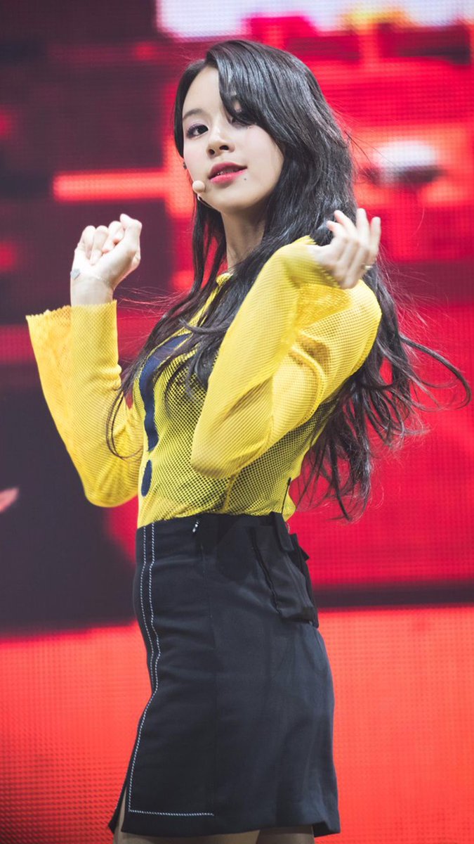 Anyways here’s a thread of Son Chaeyoung