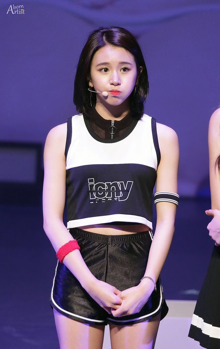 Anyways here’s a thread of Son Chaeyoung