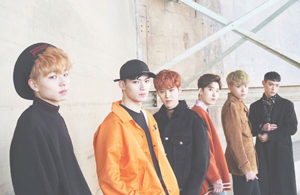 Seven o'clock пресс. O'clock часы. Get up at 7 o'clock. Seven o'clock band. В английском языке at 7 o'clock.