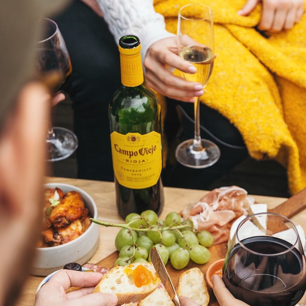 Stay mellow this weekend with a bottle of yellow — reach for some Rioja Tempranillo.
#CampoViejo #LiveUncorked