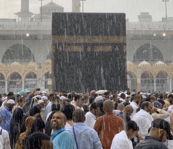 yosh3737's tweet photo. #اسبوعين_فقط قريبًا ان شاء الله :
“وتنتهي الأزمة، ورُفع الحظر، وتقام الصلاة في كل المساجد المسلمين٫اللهم هذهِ المشاعر .. هذهِ البهجة التي تلمس القلب..❤️ https://t.co/20aKPH3QjS