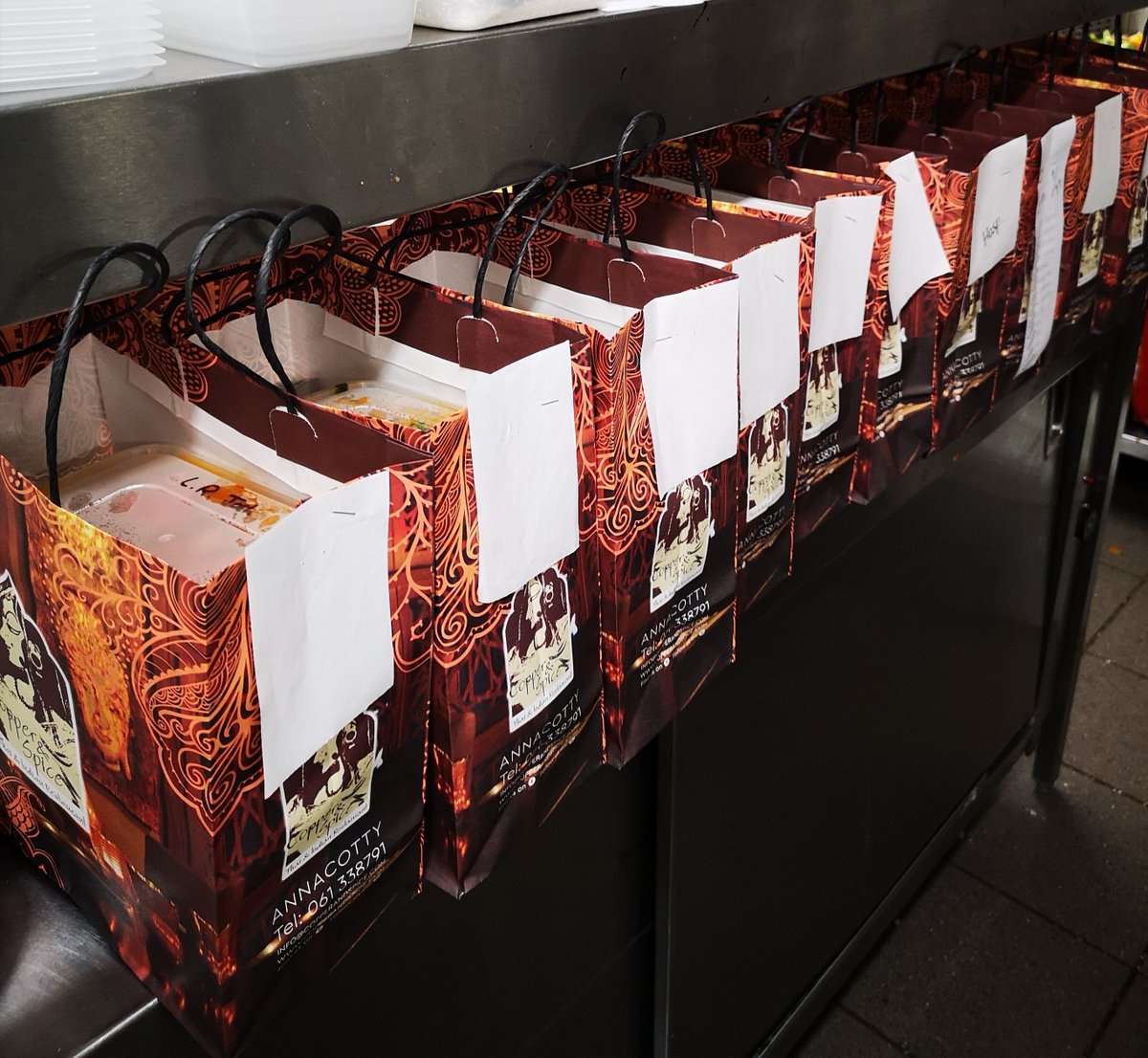 On it's way to #Limerick UHL from <a href="/copperandspice/">Copper and Spice</a> Thanks to Brian and team. Thanks for your donations everyone. We've sent over €1,000 of food to our frontline health workers in 7 hours. More to come: the peak is mid-week so we'll keep sending. #feedtheheroes #Coronavirusireland