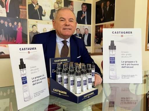 ShopFoodItaly's tweet photo. GRAPPA ALTO GRADO 71 LA NUOVA INVENZIONE DEL MASTRO DISTILLATORE ROBERTO CASTAGNER
https://t.co/FXTRyImJwU 
#Grappa #GrappaCastagner #DistilleriaCastagner https://t.co/KcjubwBRbB