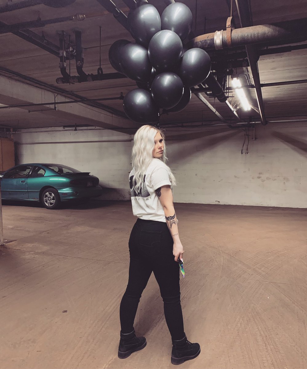 Bailie_Marie101's tweet photo. "I'm kinda twisted, so keep your distance, be a ghost" 
·
·
·
·
·
@nfrealmusic @bridge_fit #leavemealone #nfrealmusic #nf #nftattoos #tattoos #15andcounting #nfmerch #blackballoons #platinumblonde https://t.co/guF6Ofh3x4