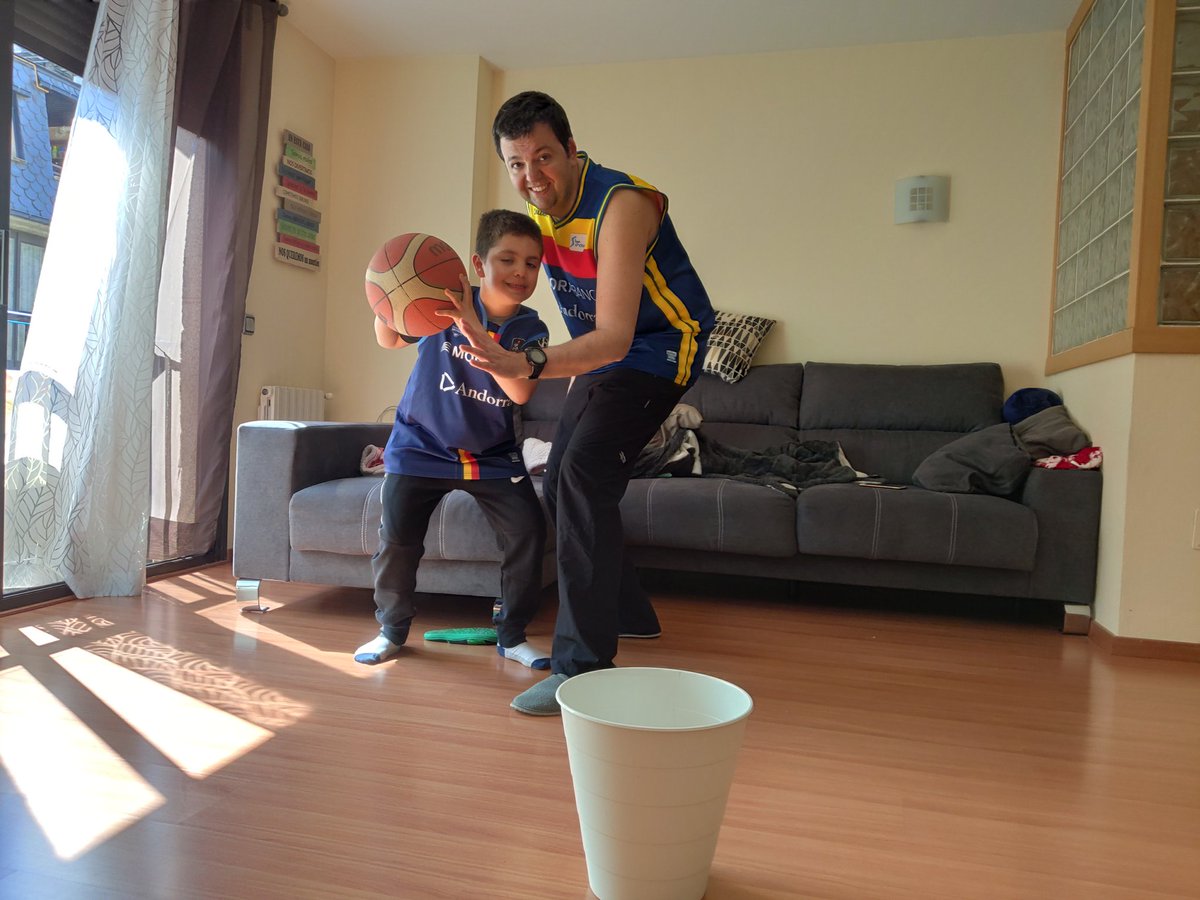 sergirc77's tweet image. #MAIPOR #quedatacasa @morabancandorra