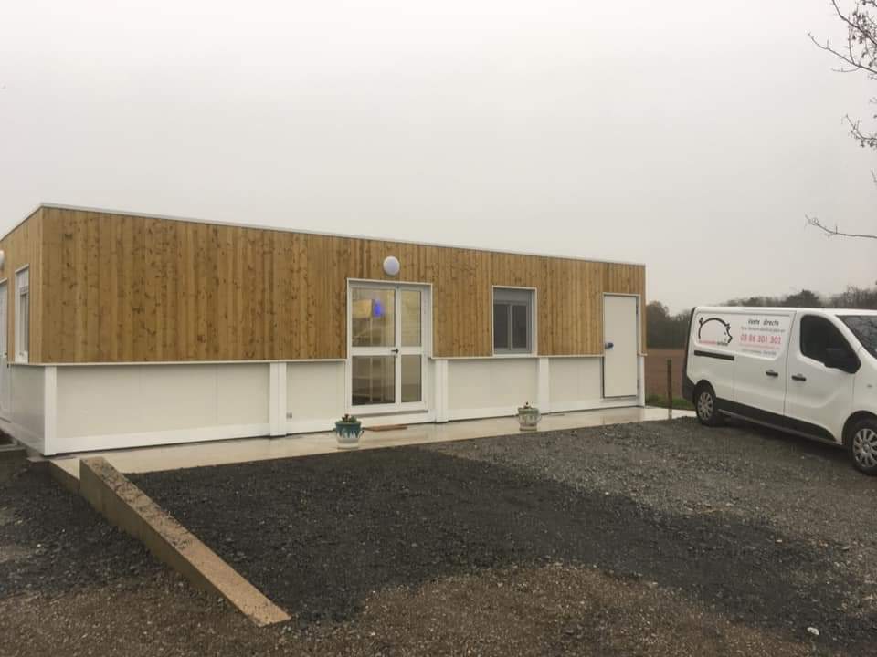 Avec le #CoronavirusFrance et s'il faut #resterchezsoi, à la ferme on a du stock pour tenir : boudin noir, boudin blanc, rillettes, etc. #LesCochonaillesDeKarine mettent tout en oeuvre pour assurer la continuité de l'approvisionnement <a href="/ANIA_FRANCE/">ANIA</a> <a href="/dguillaume26/">Didier GUILLAUME</a>