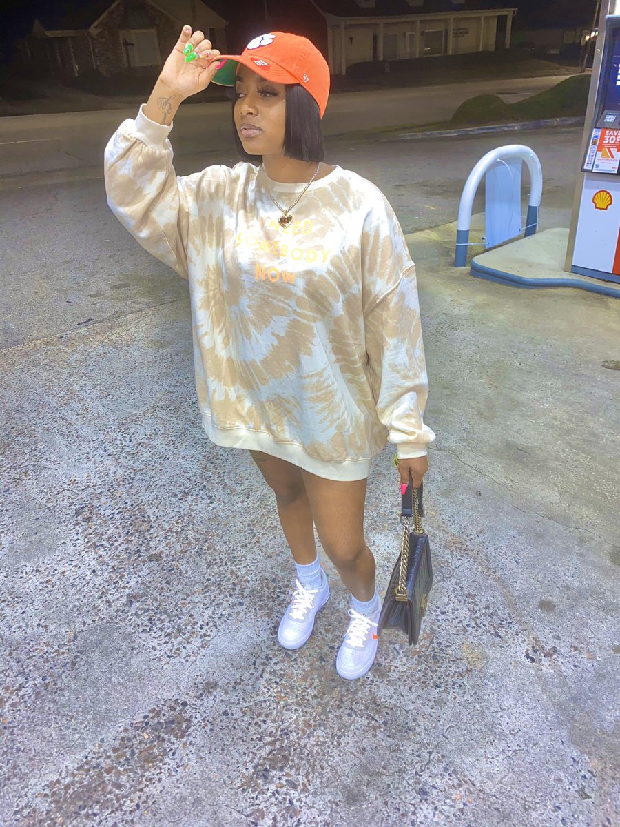 iamdionsha's tweet photo. Bitches Bite Me So Hard, Had To Put Them On A Diet ....🚼 #WholeWeight https://t.co/jmYVU915Py