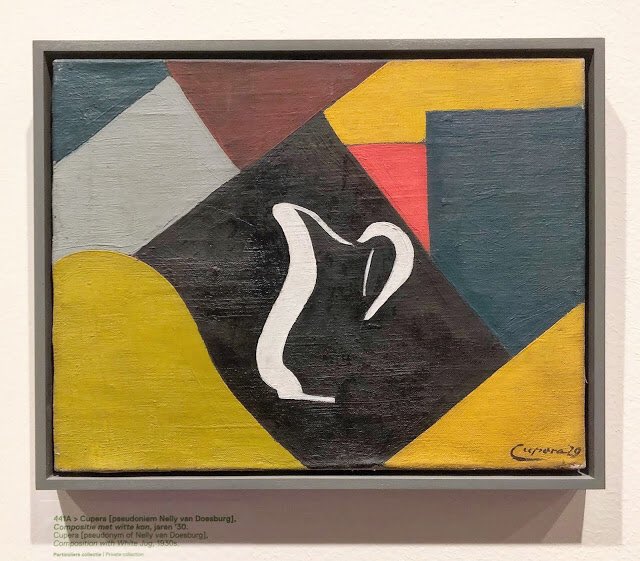 Por último (y debido a mi hombro) solo nombraré a tres artistas femeninas de De Stilj - Neoplasticismo (recordad que este movimiento influyó en el Concretismo latinoamericano)Nelly Petro (Van Doesburg) (1889-1975)Charmion von Wiegand (1896-1983)Marlow Moss (1889-1958)